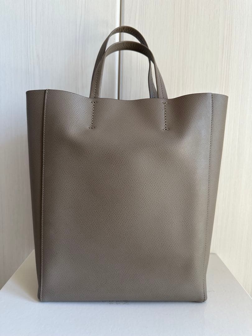 セリーヌ　スモール　カバ