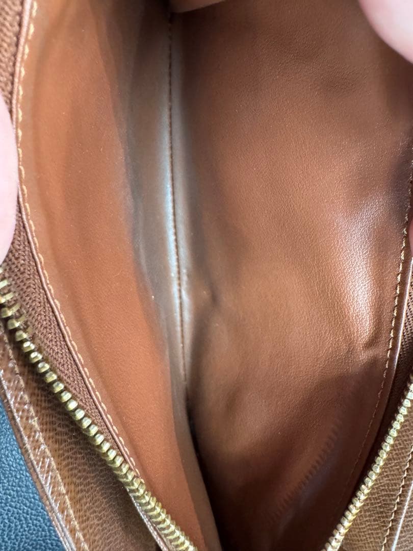 Louis Vuitton モノグラム エトワール