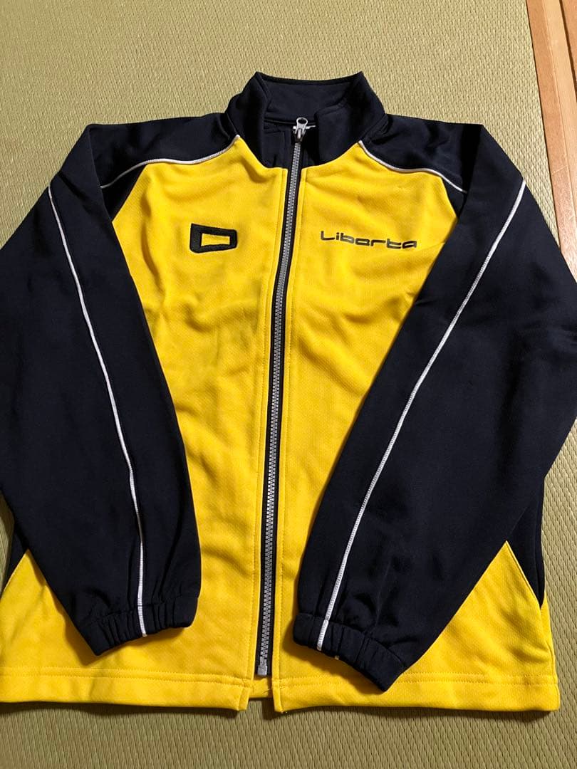 リベルタ ユニフォーム 上下 6点セット