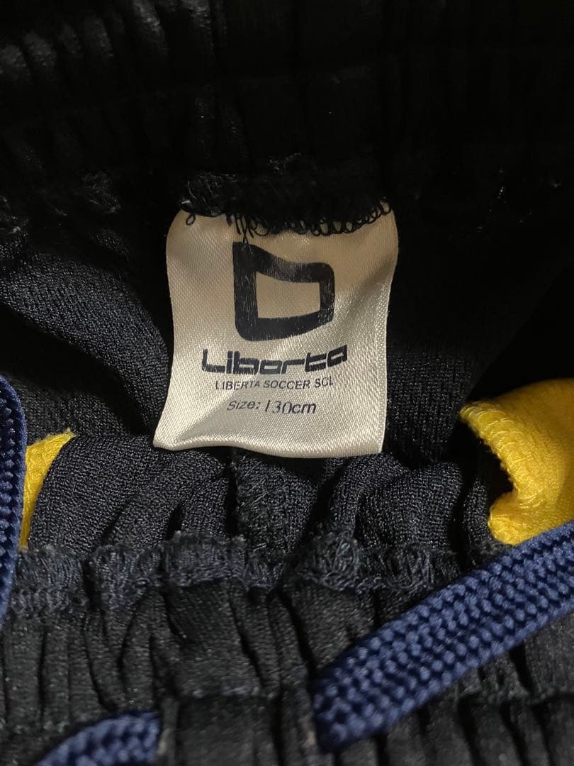 リベルタ ユニフォーム 上下 6点セット