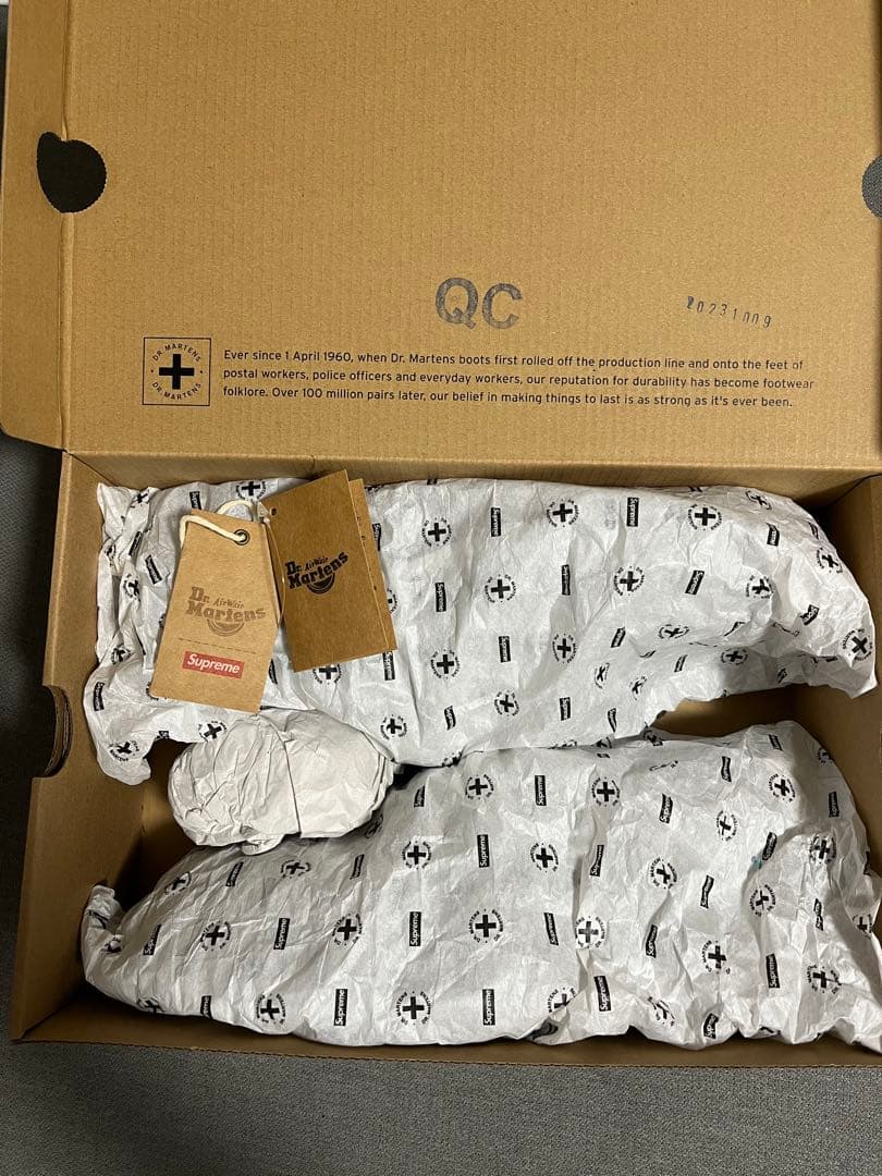 Supreme × Dr.Martens 3 Eye Shoe Black 26