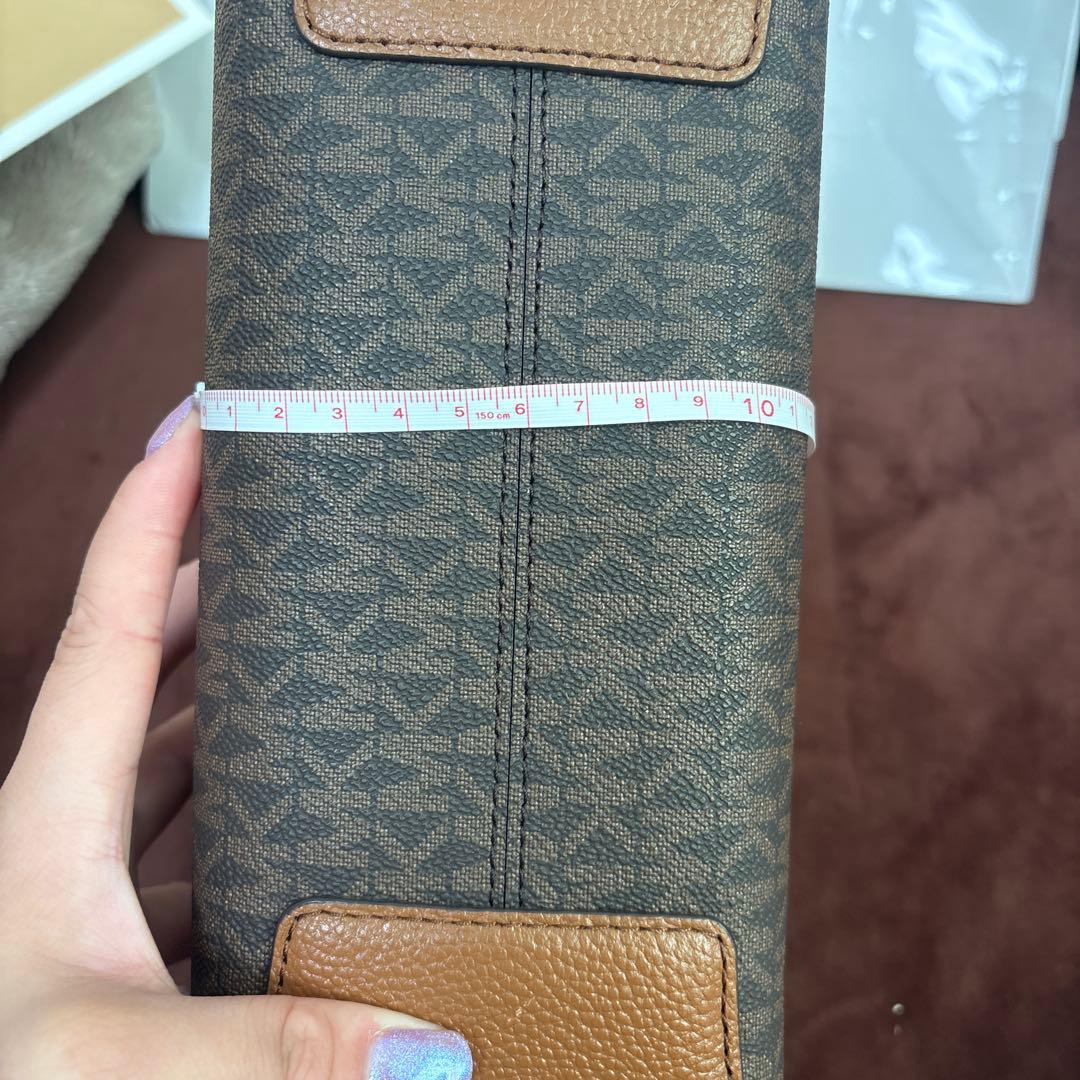 チ*ト様 人気商品！！！MICHAELKORS ロゴ入りショルダーバッグ