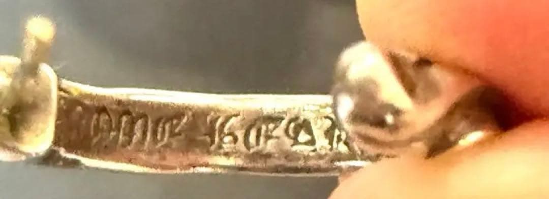 あんしん鑑定対応可　クロムハーツ スクロール フープイヤリング