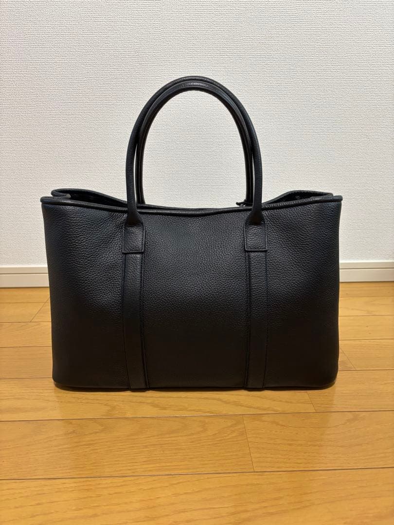 バーニーズニューヨーク　Mercedes-Benz ハンドバッグ　レザー