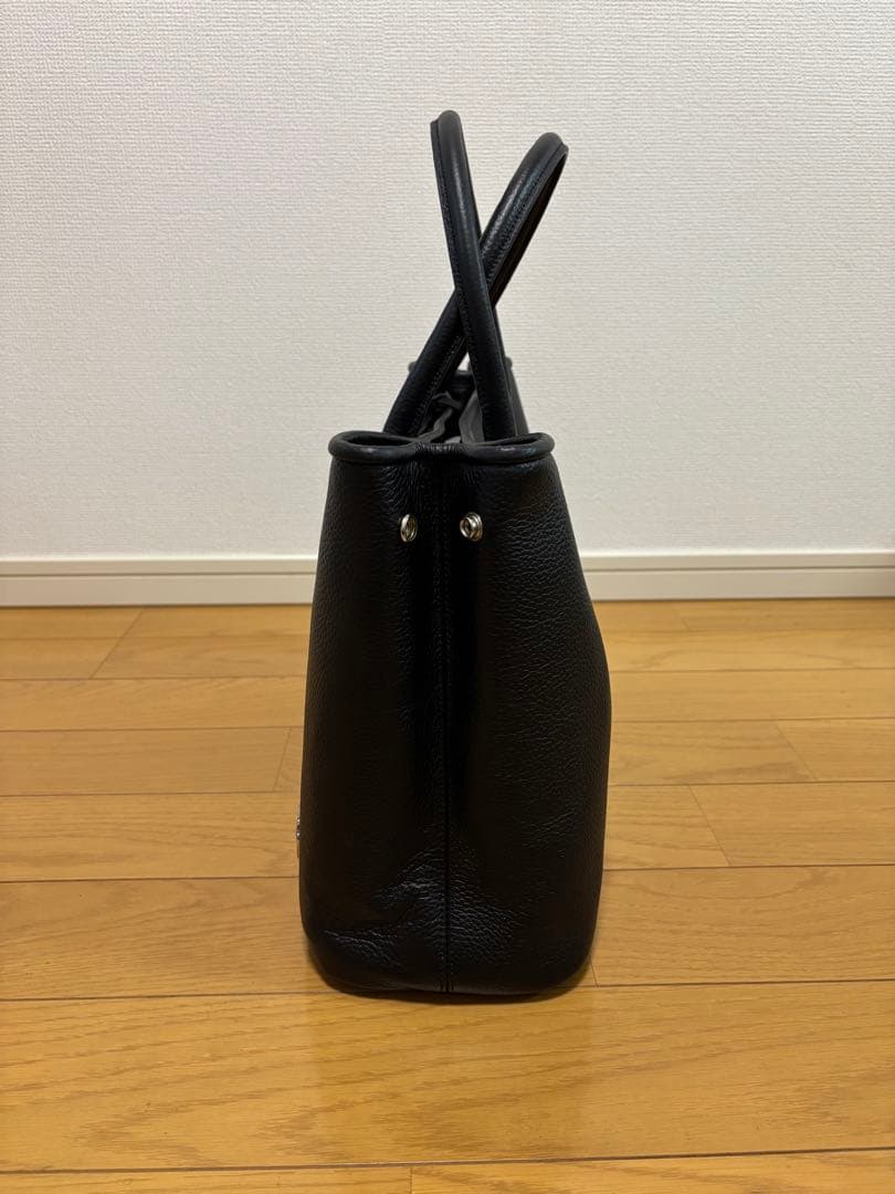 バーニーズニューヨーク　Mercedes-Benz ハンドバッグ　レザー