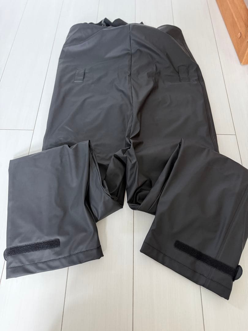 MAZUME UNLIMITED フード付きレインウェア 赤