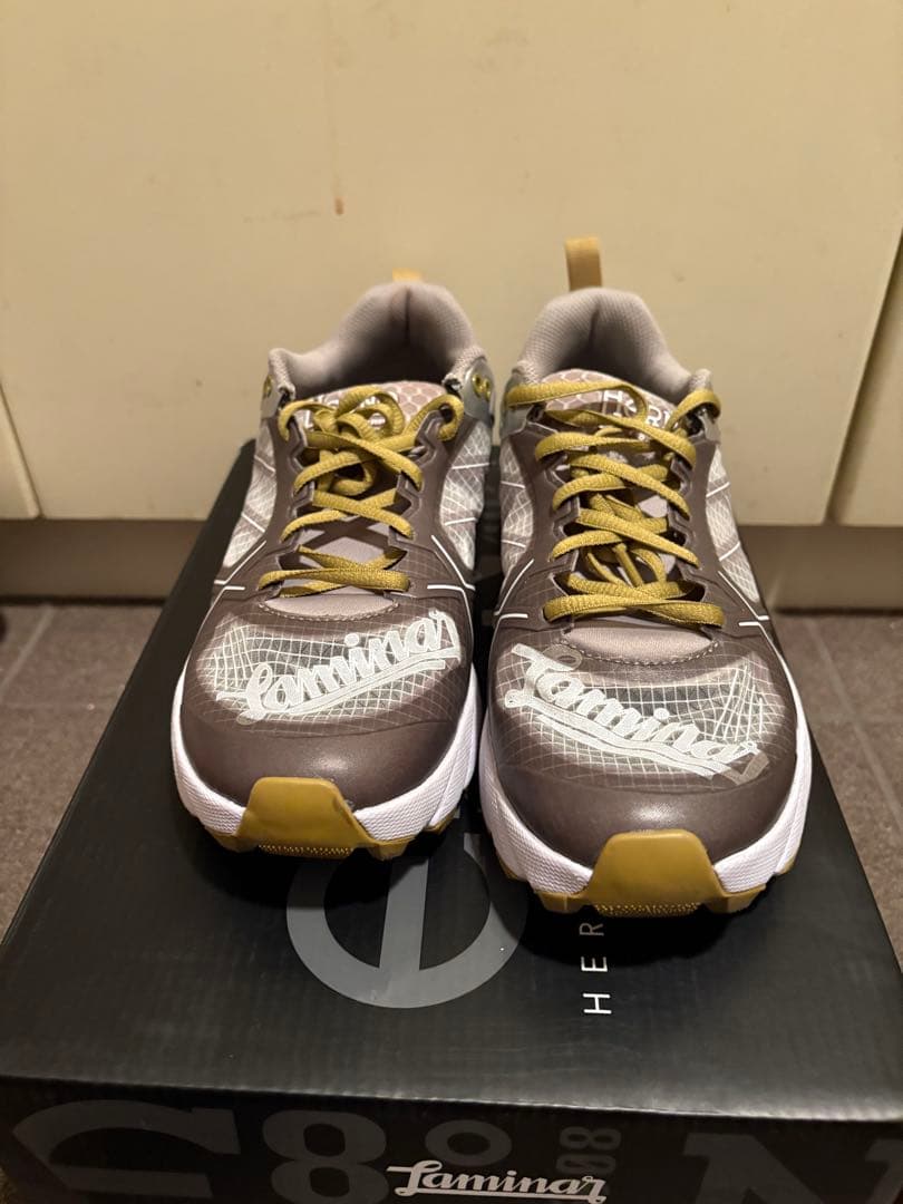 HERNO スニーカー　23.5cm