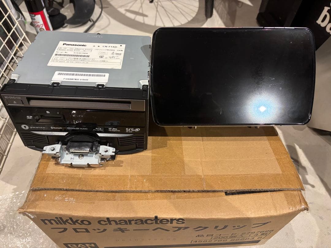 カーナビ Panasonic CN-F1XD