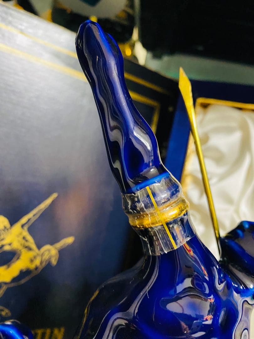 ブランデー REMY MARTIN CENTEAU LIMOGES 700ml.