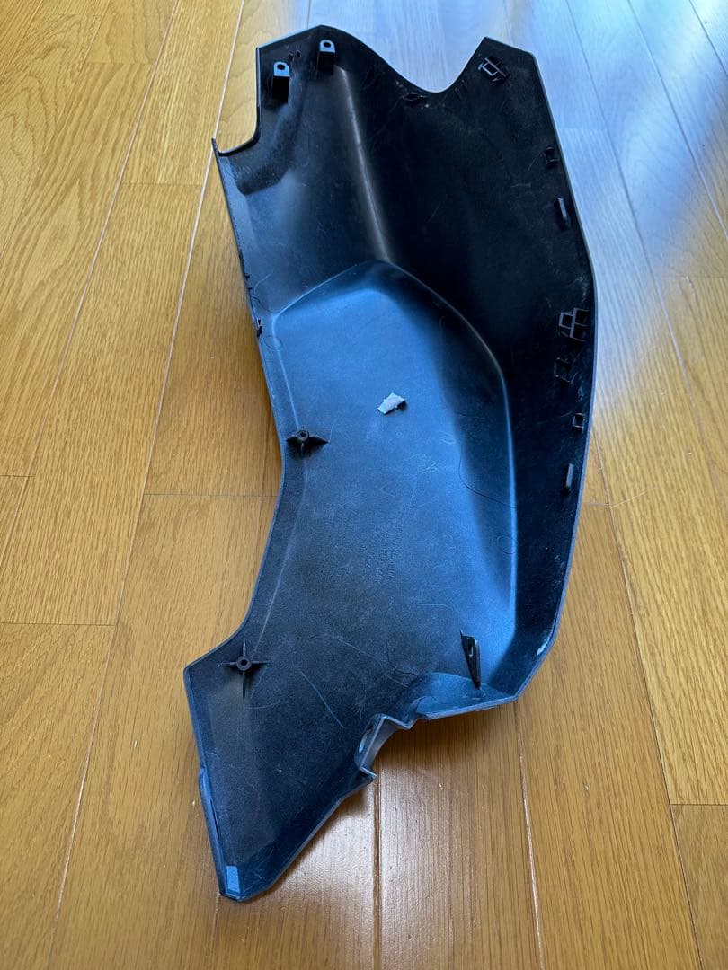 タンクカバー　フロントフェンダー　バイクパーツ　外装