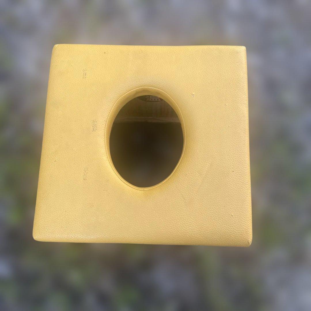 イエロー 合成皮革 スツール　木製　よもぎ蒸し　椅子