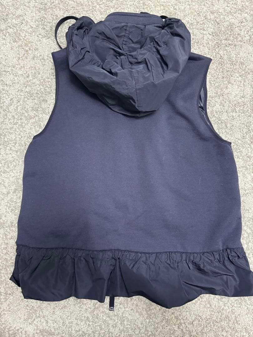 MONCLER ネイビー ダウンベスト フード付き