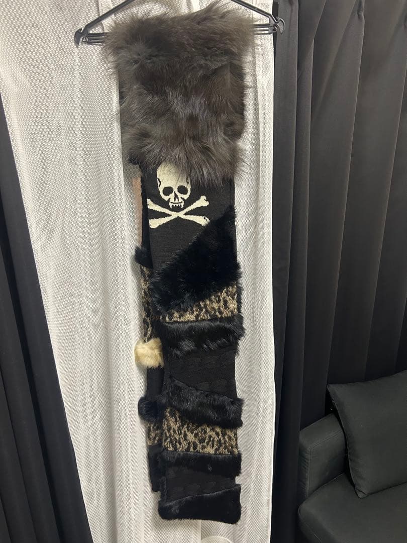 hyde 着 アニマルマフラーストール IF LGB ROEN