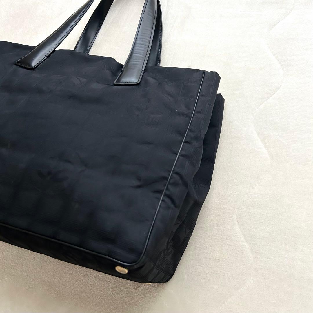 美品 CHANEL ニュートラベルライン トートバッグ ブラック