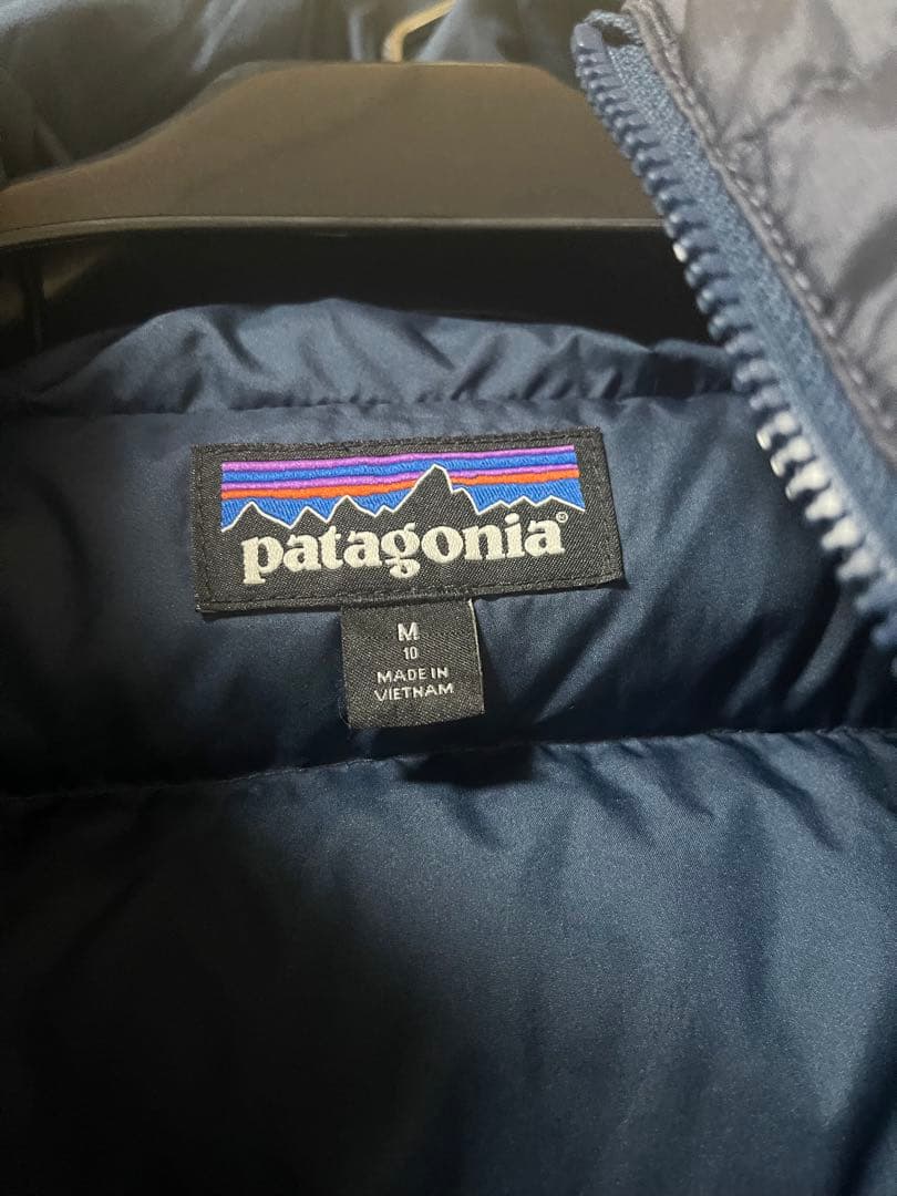 【美品】Patagonia M ハイロフトダウンセーター　フーディー　ネイビー