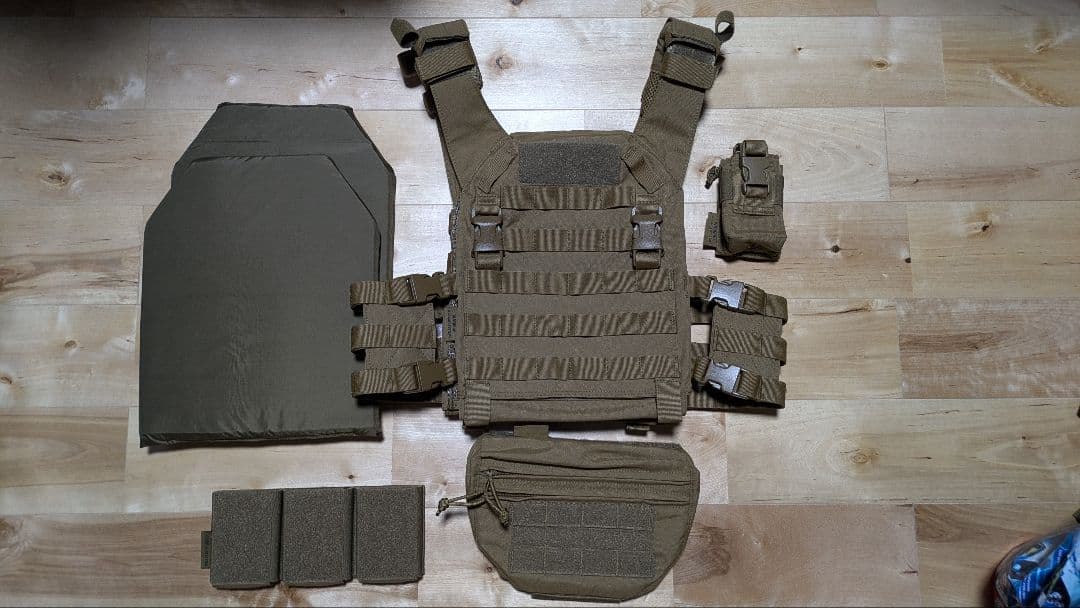 Warrior Assault Systems　プレートキャリア