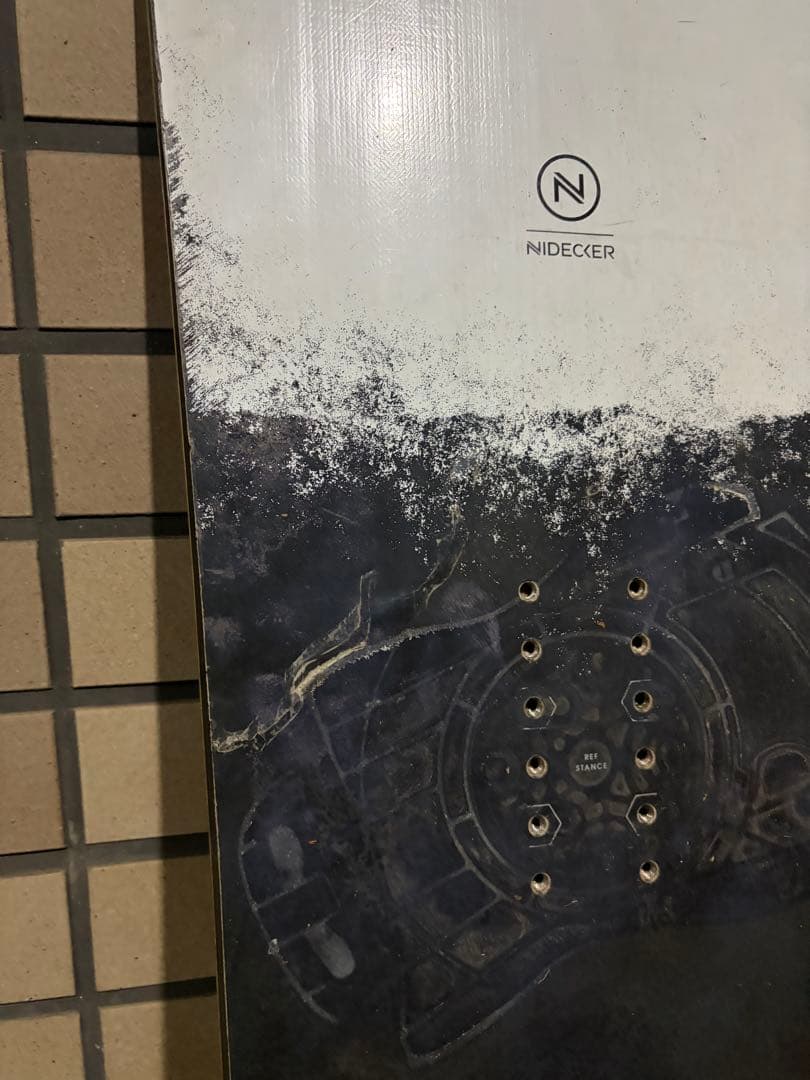 ナイデッカー(NIDECKER) スノーボード THRUSTER 153