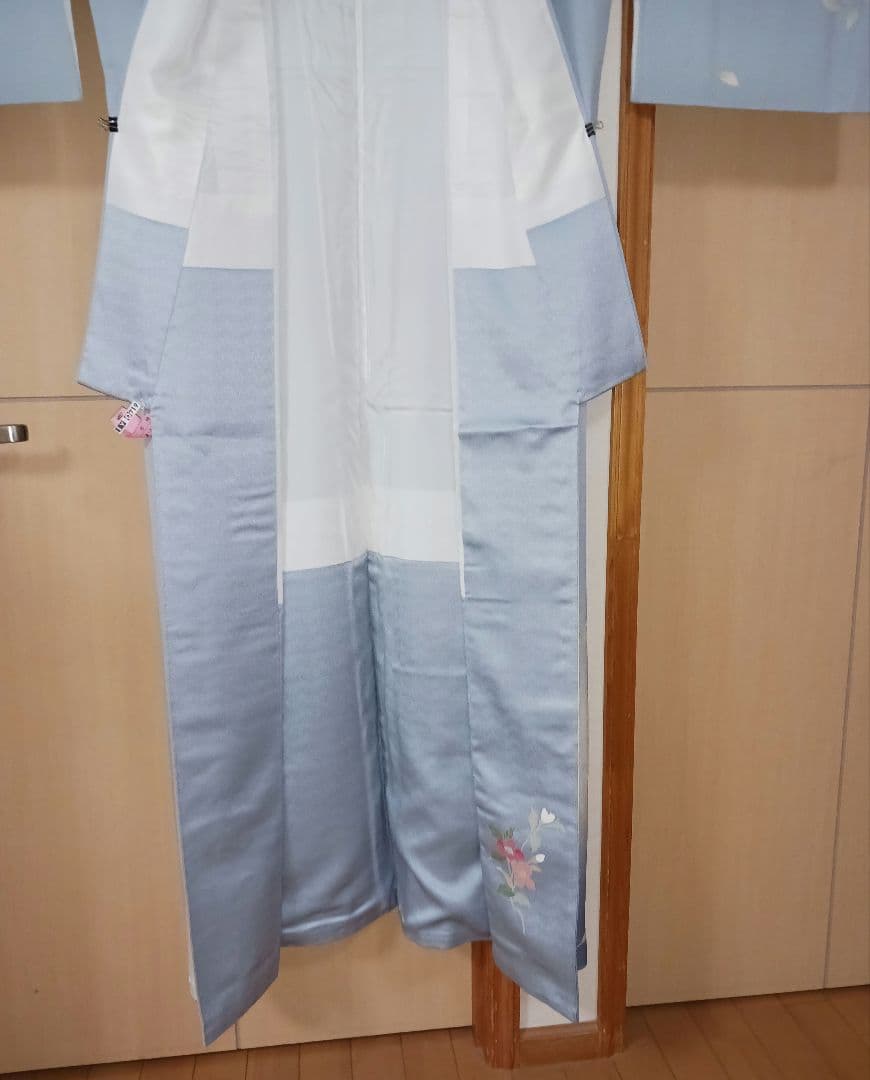 淡い水色 訪問着 正絹 ちりめん　花柄 上品 着物 身丈153cm　長襦袢付