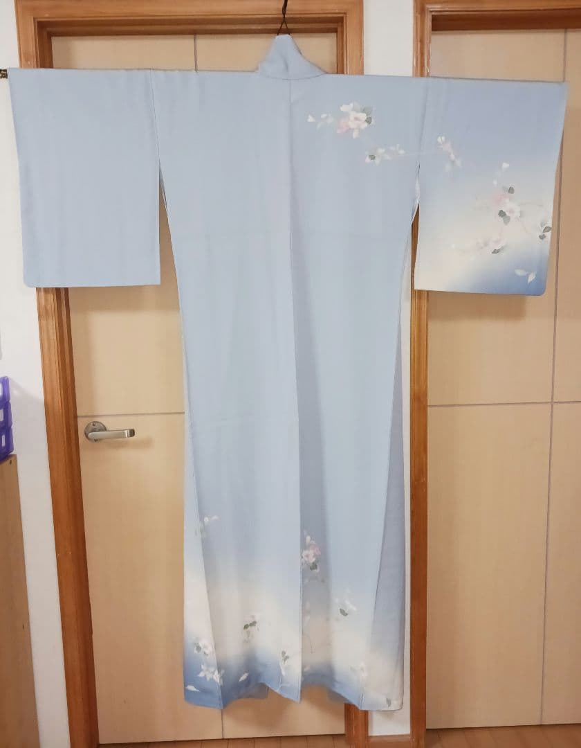 淡い水色 訪問着 正絹 ちりめん　花柄 上品 着物 身丈153cm　長襦袢付