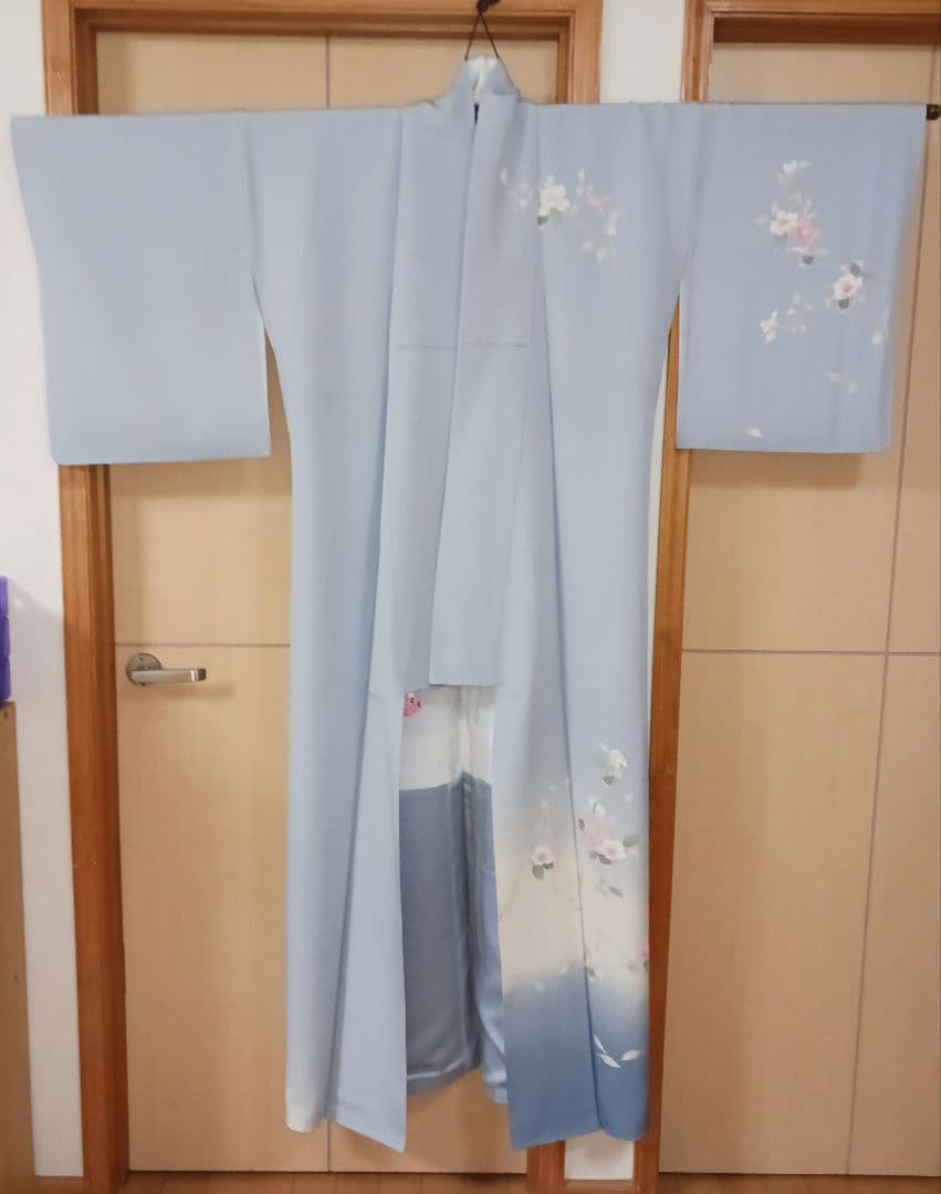 淡い水色 訪問着 正絹 ちりめん　花柄 上品 着物 身丈153cm　長襦袢付