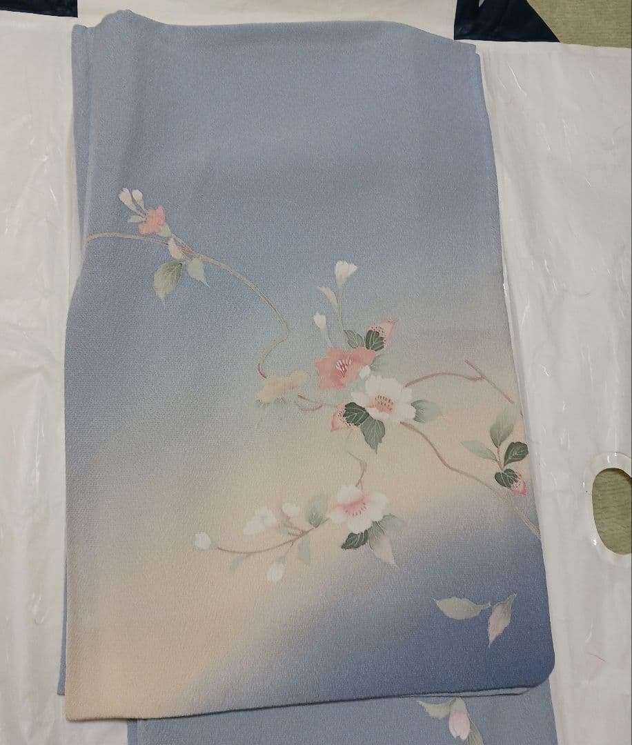 淡い水色 訪問着 正絹 ちりめん　花柄 上品 着物 身丈153cm　長襦袢付