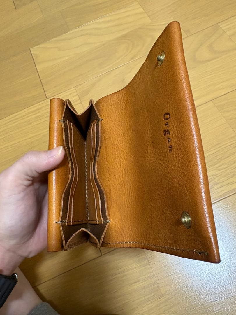LINK です　　オルガン　マチ付き二つ折り財布(GS-16)