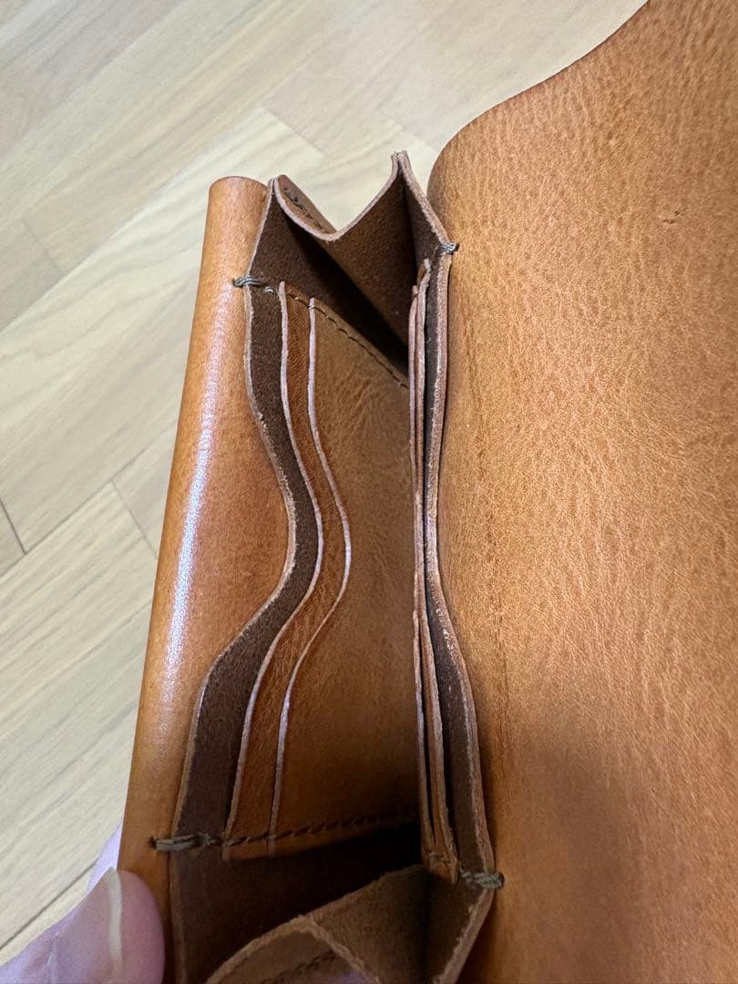 LINK です　　オルガン　マチ付き二つ折り財布(GS-16)