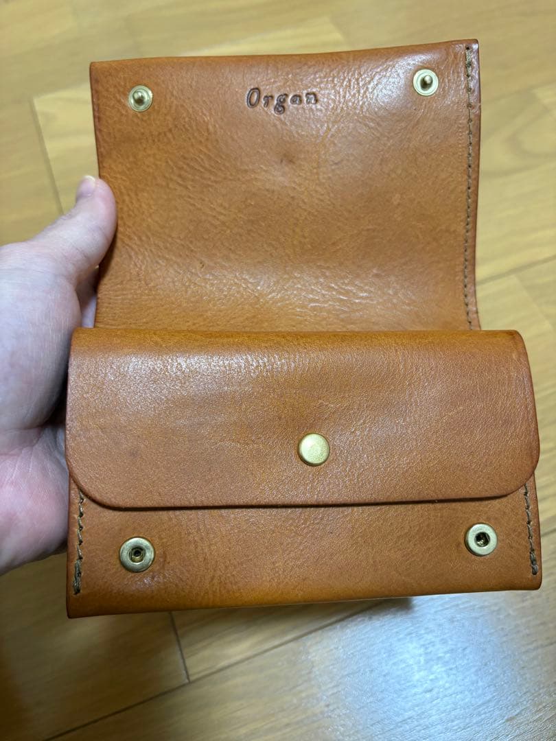 LINK です　　オルガン　マチ付き二つ折り財布(GS-16)