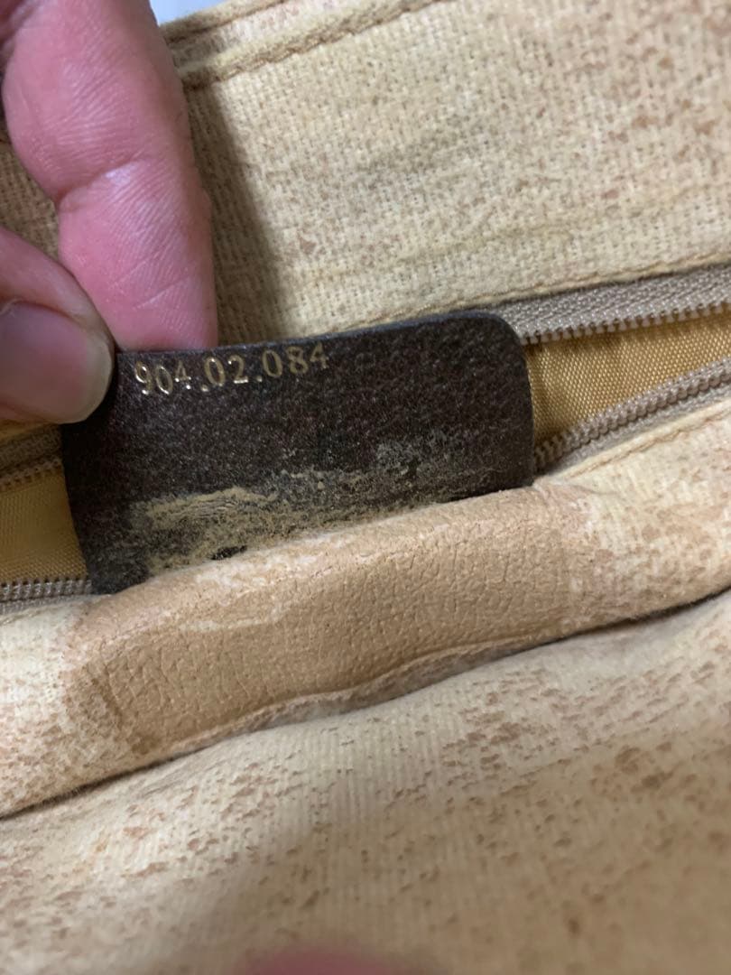 GUCCI 　ヴィンテージ　シェリーライン　GG柄　ショルダーバッグ　難あり