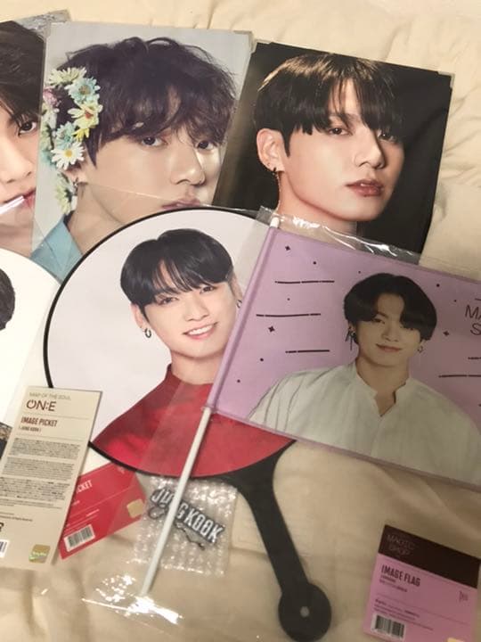 ジョングク 公式 グッズ