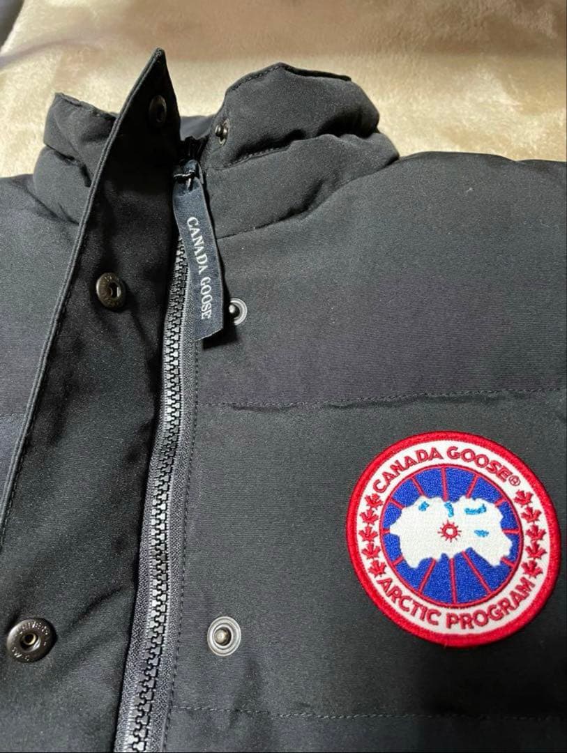 カナダグース　ダウンベスト　サイズM