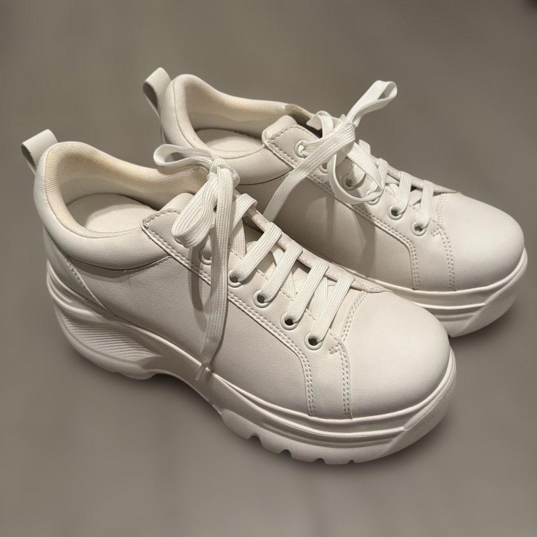 【新品未使用❣️】鈴木亜美さんプロデューススニーカー売り切れ商品　限定品厚底