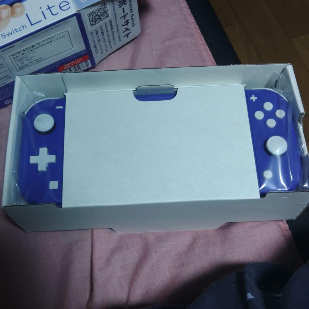 ニンテンドースイッチライト　新品