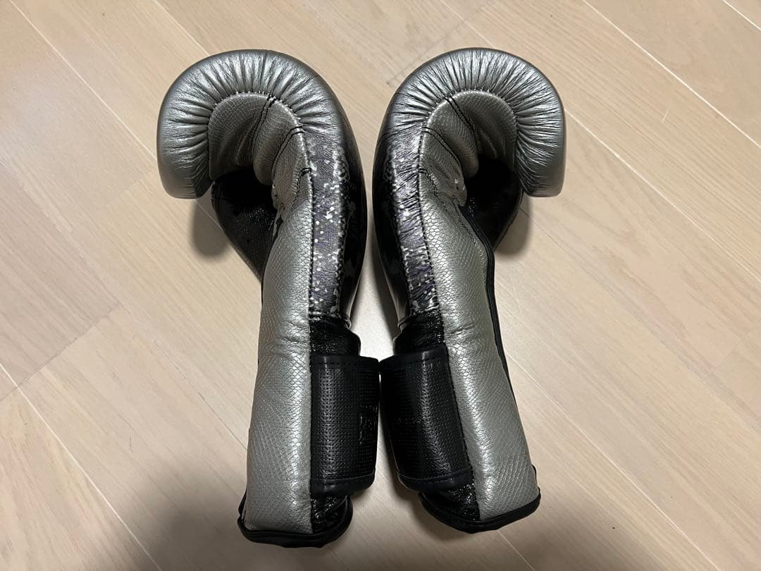 REYES ボクシンググローブ 14onz