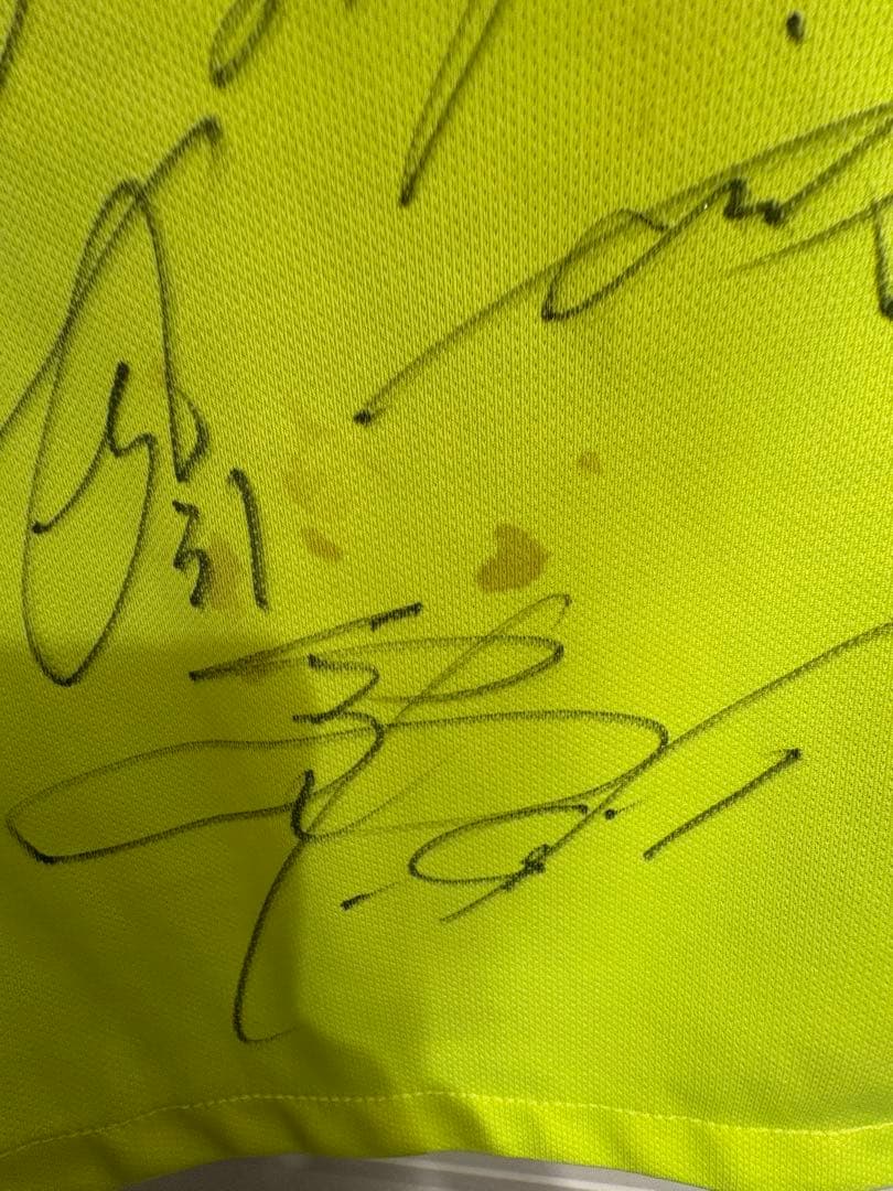 浦和レッズ LEE選手 サイン入りシャツ 20番