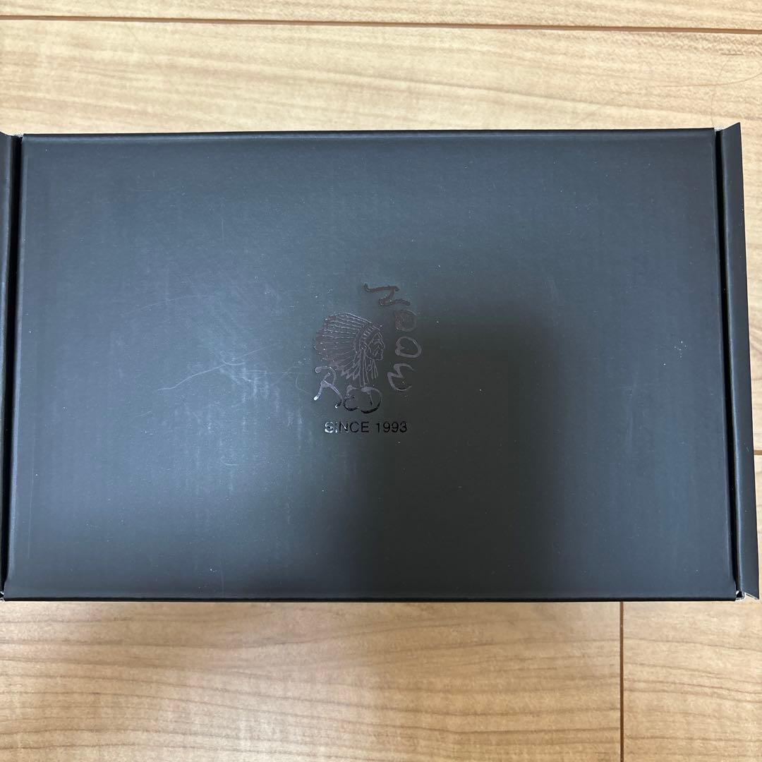 【新品未使用】RED MOON ホワイトレザー長財布