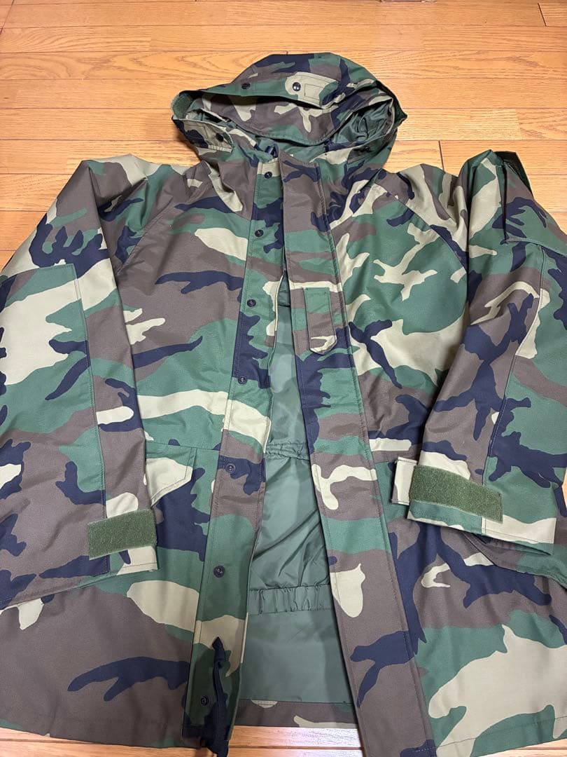 ECWCS ゴアテックス　カモフラ　GEN1 後期型 small regular