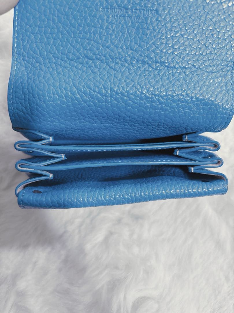 粋　イアクッチ【アバ ウォレット CERVO】美品