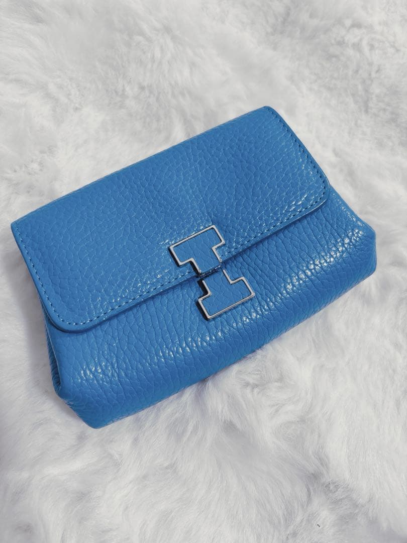 粋　イアクッチ【アバ ウォレット CERVO】美品