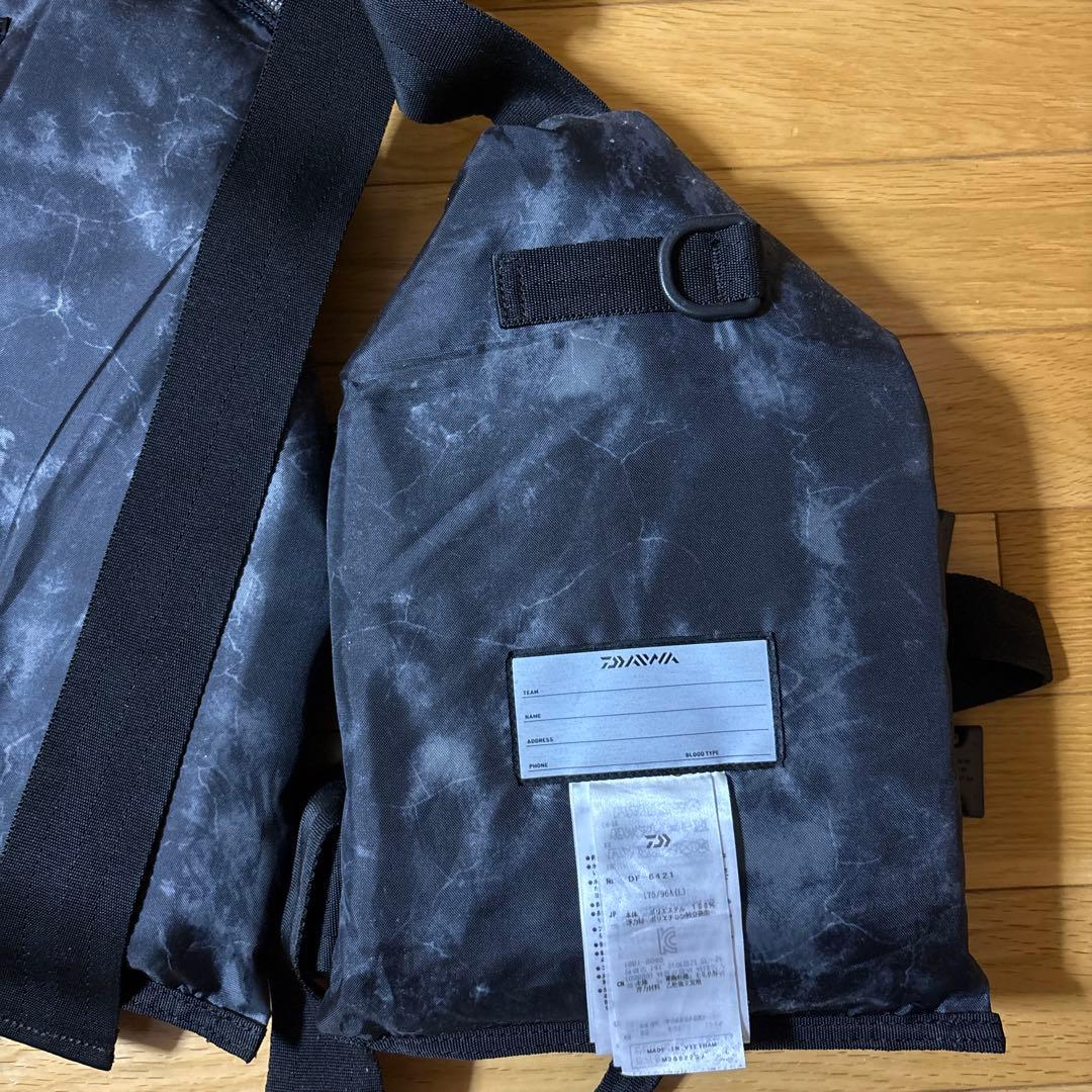 Daiwa フィッシング用ライフジャケット ブラック　ダイワ　ゲームベスト