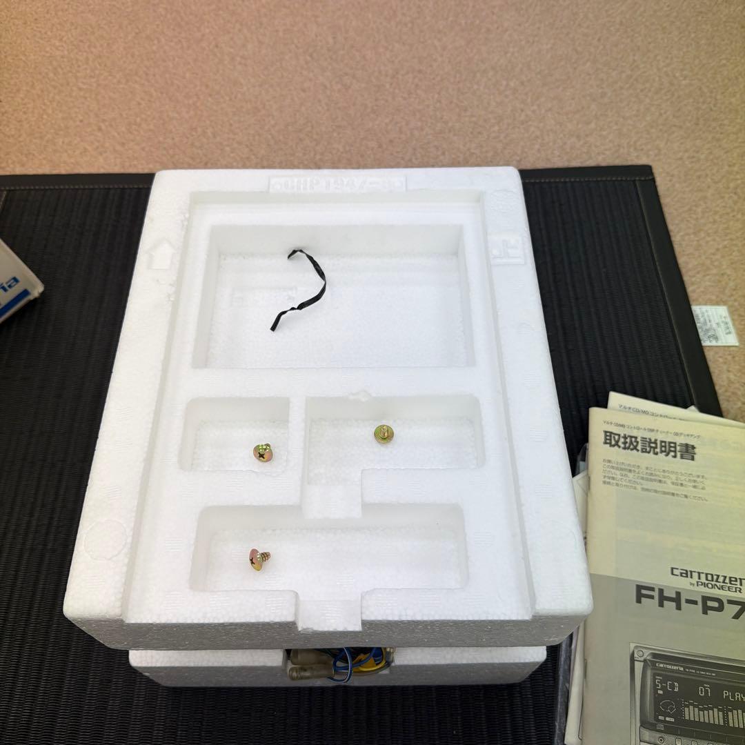 Pioneer FH-P700 カーステレオ