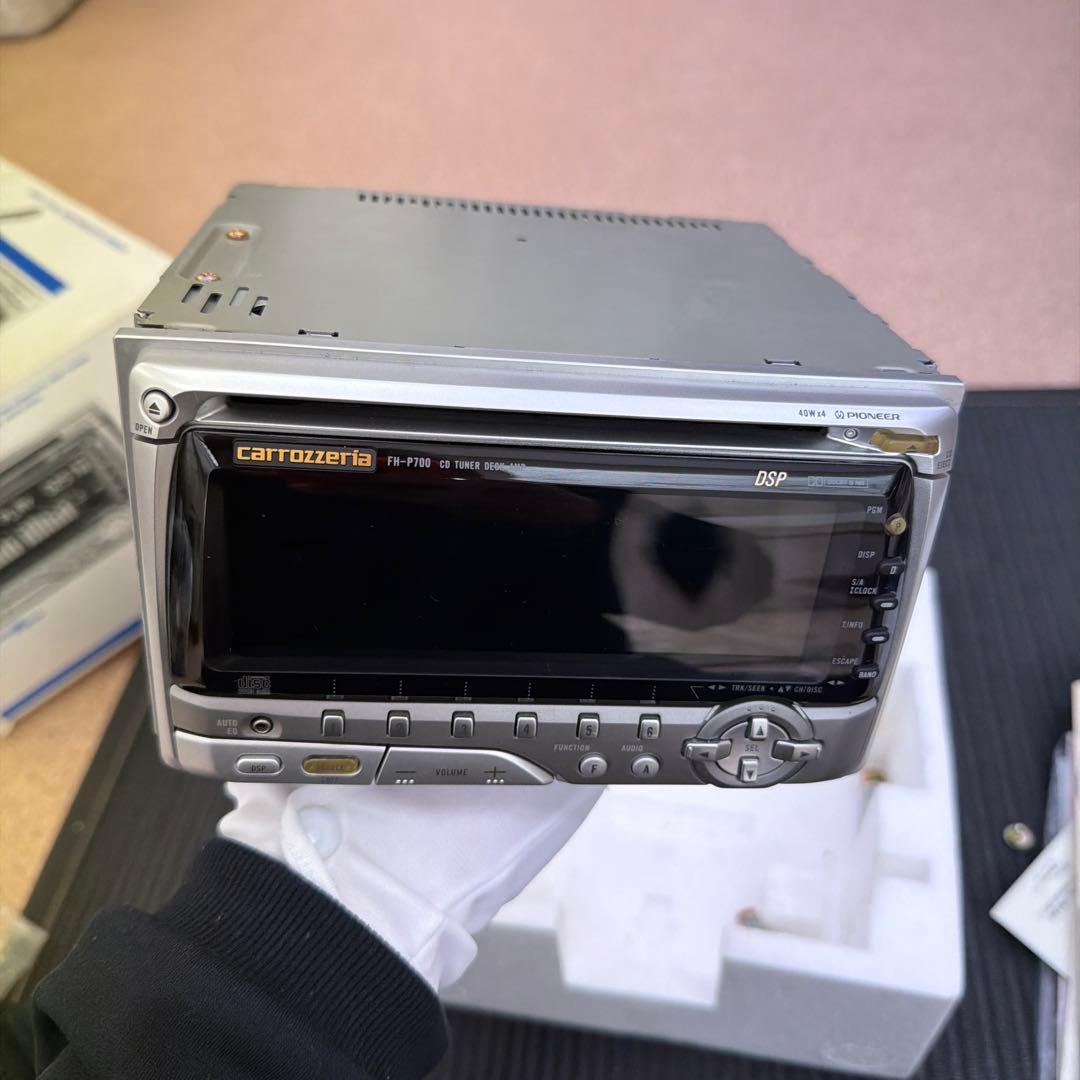 Pioneer FH-P700 カーステレオ