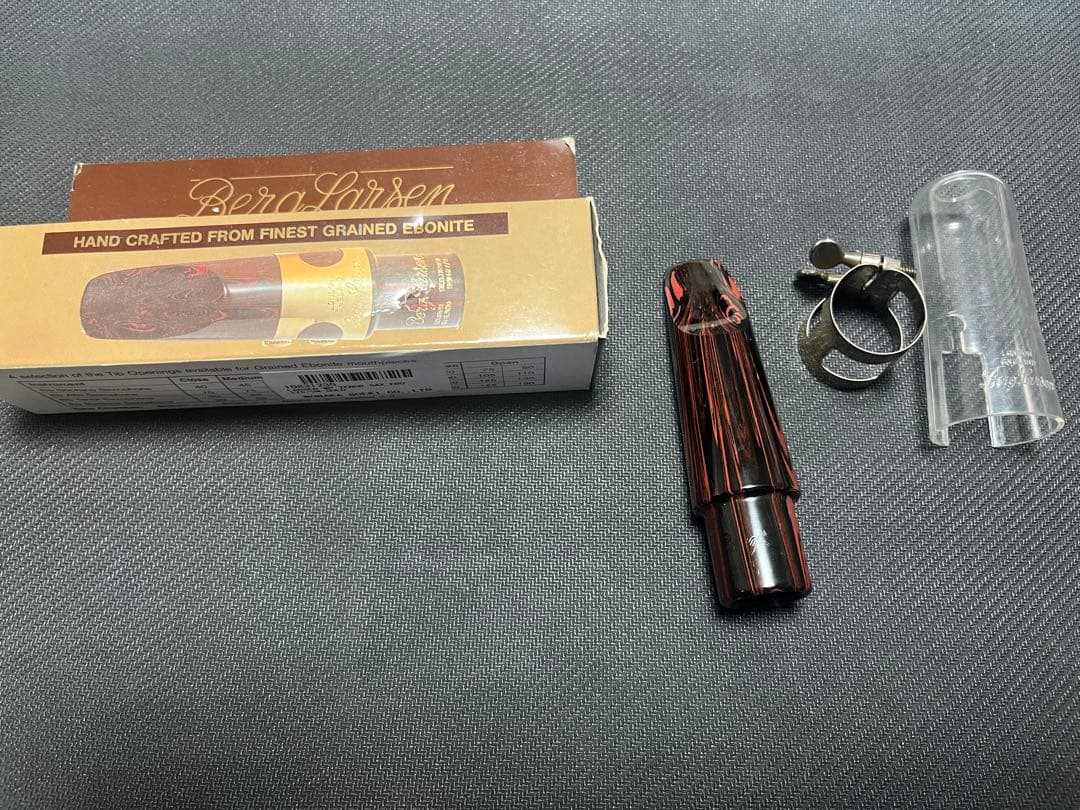 berg larsen マウスピース テナーサックス エボナイト 赤マーブル