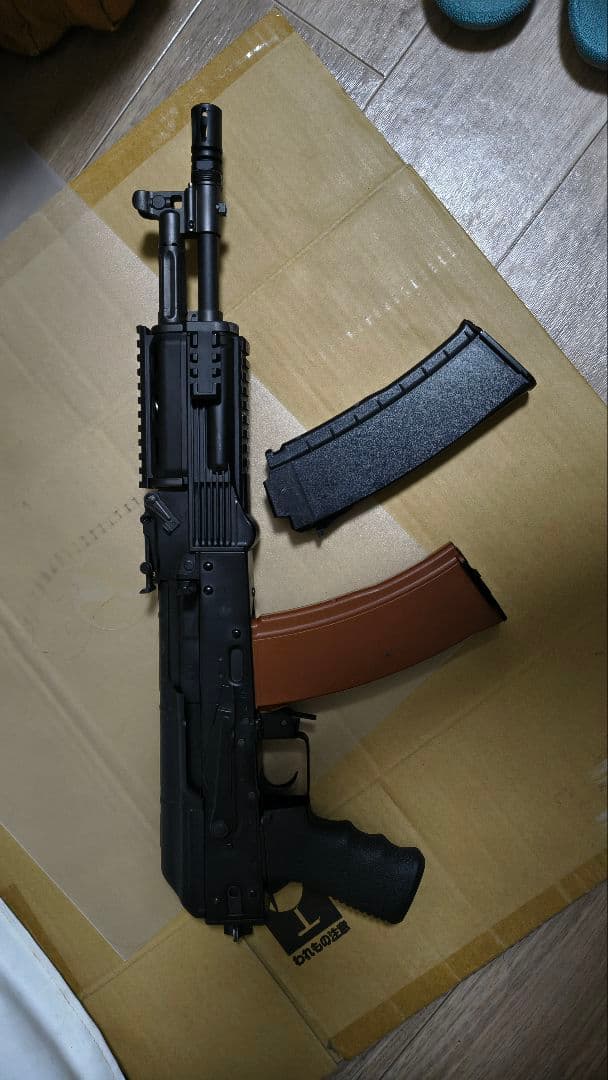 次世代電動ガン AK102　箱あり