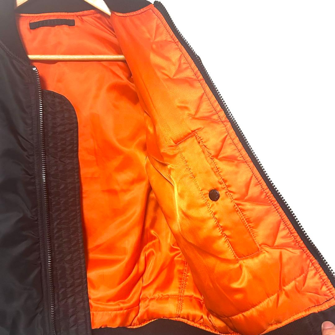 美品 AVIREX フライトジャケット アーチロゴ コマーシャルロゴ L 黒