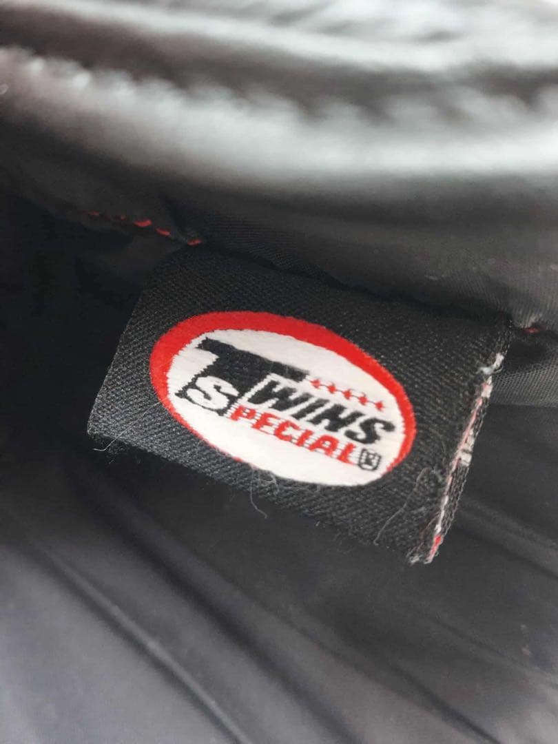 TWINS SPECIAL ボクシンググローブ 12oz ブラック