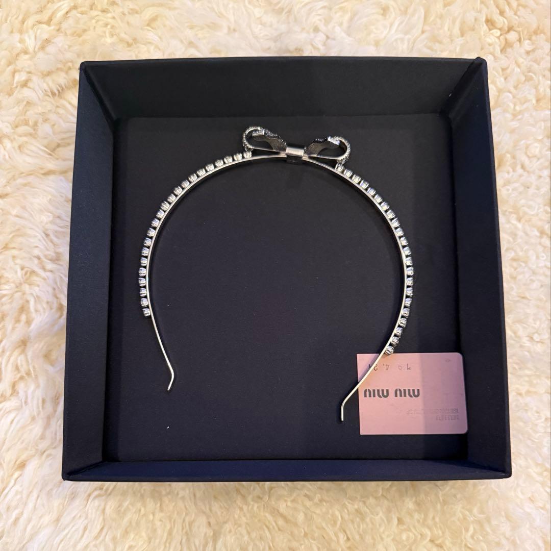 miumiu カチューシャ　リボン　クリスタル