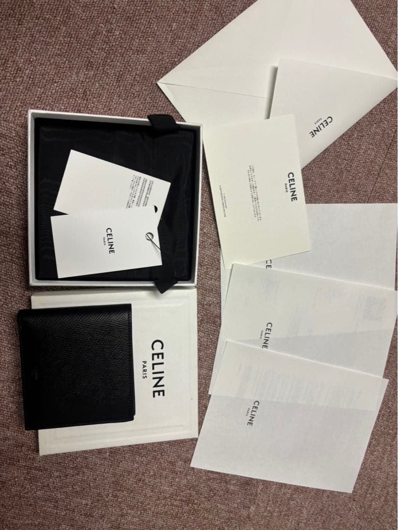 CELINE バイフォールドウォレット/グレインドカーフスキン