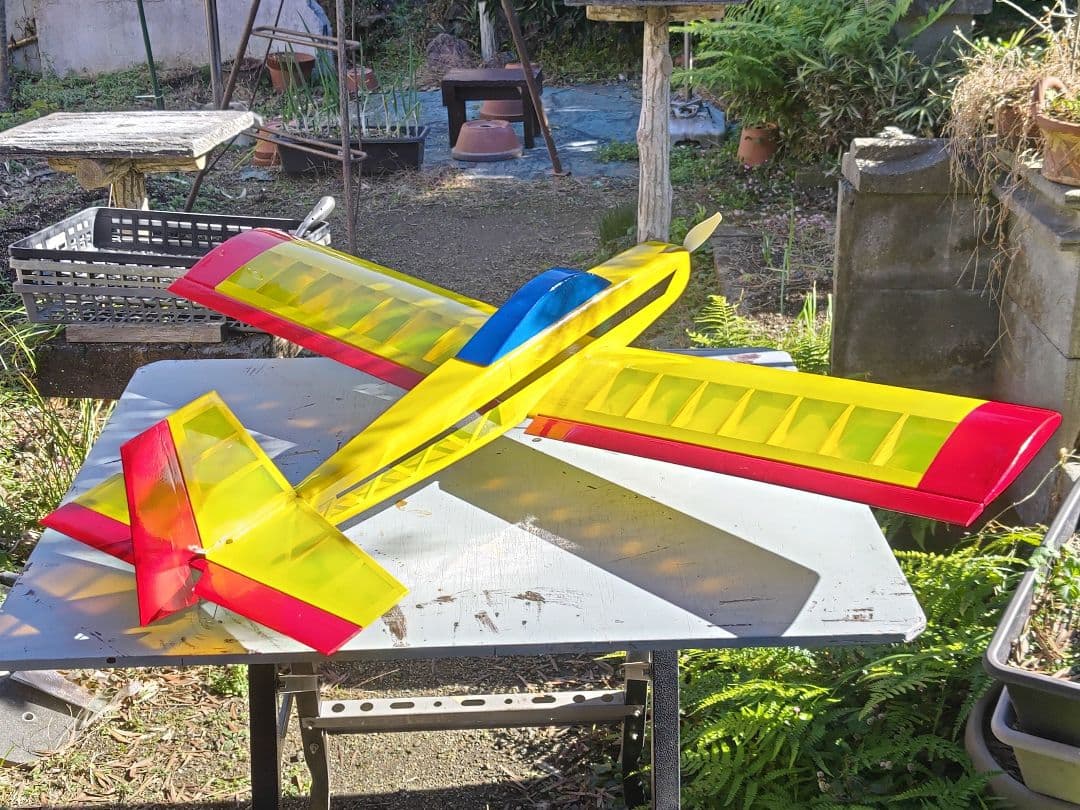 電動ラジコン飛行機