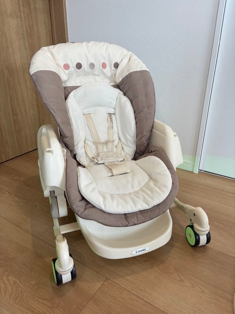 M*u様 Combi コンビ ネムリラ AUTOSWING 電動ハイローチェア